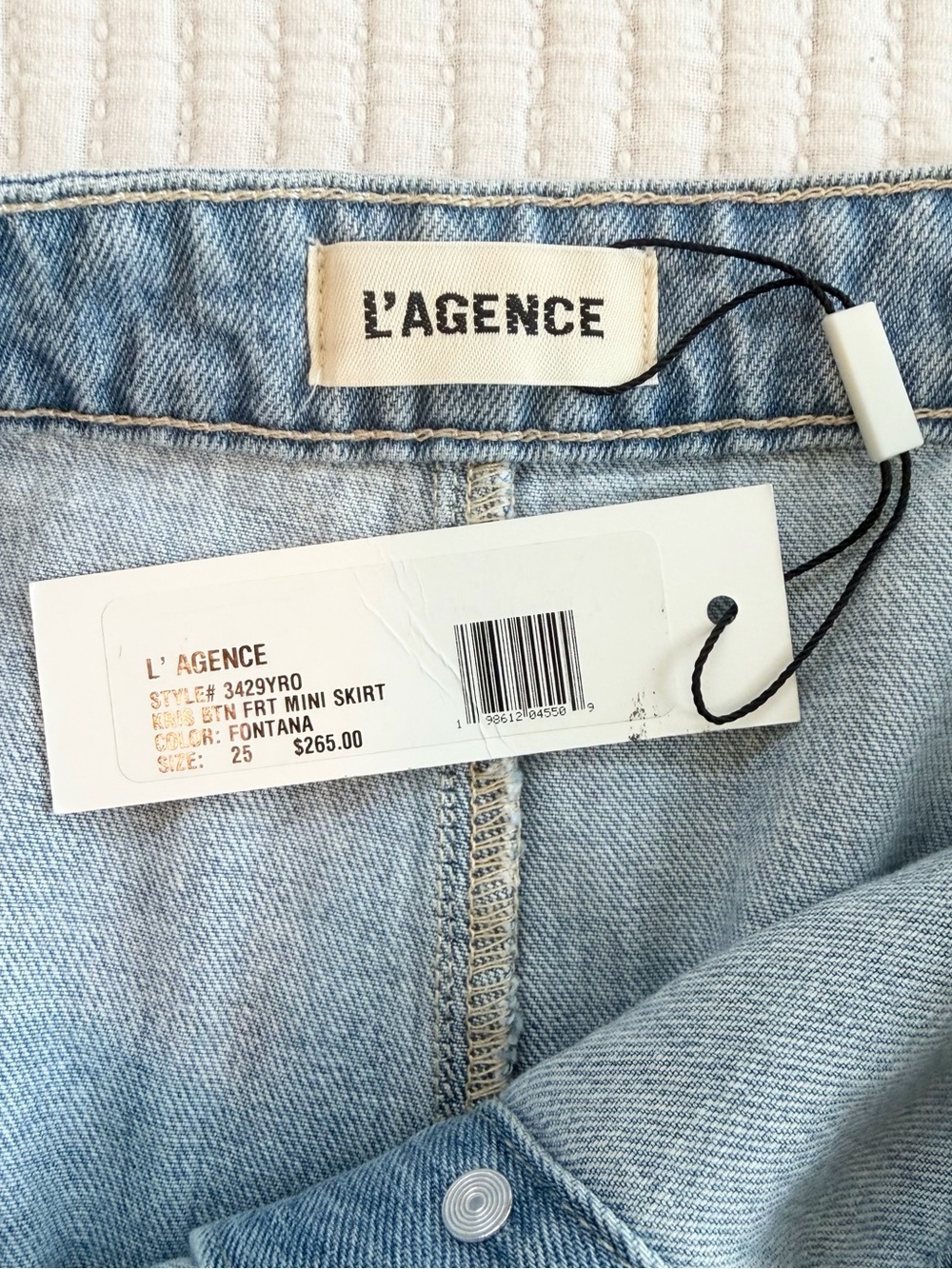 L’AGENCE The Kris Button Front Mini Skirt in Fontana Light Blue Size 25 NWT - Picture 6 of 9